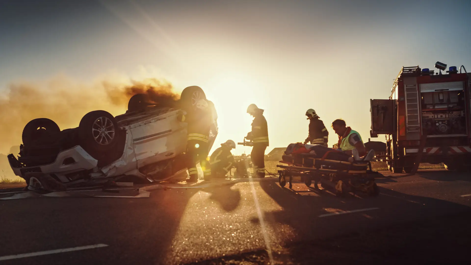 On,The,Car,Crash,Traffic,Accident:,Paramedics,And,Firefighters,Rescue